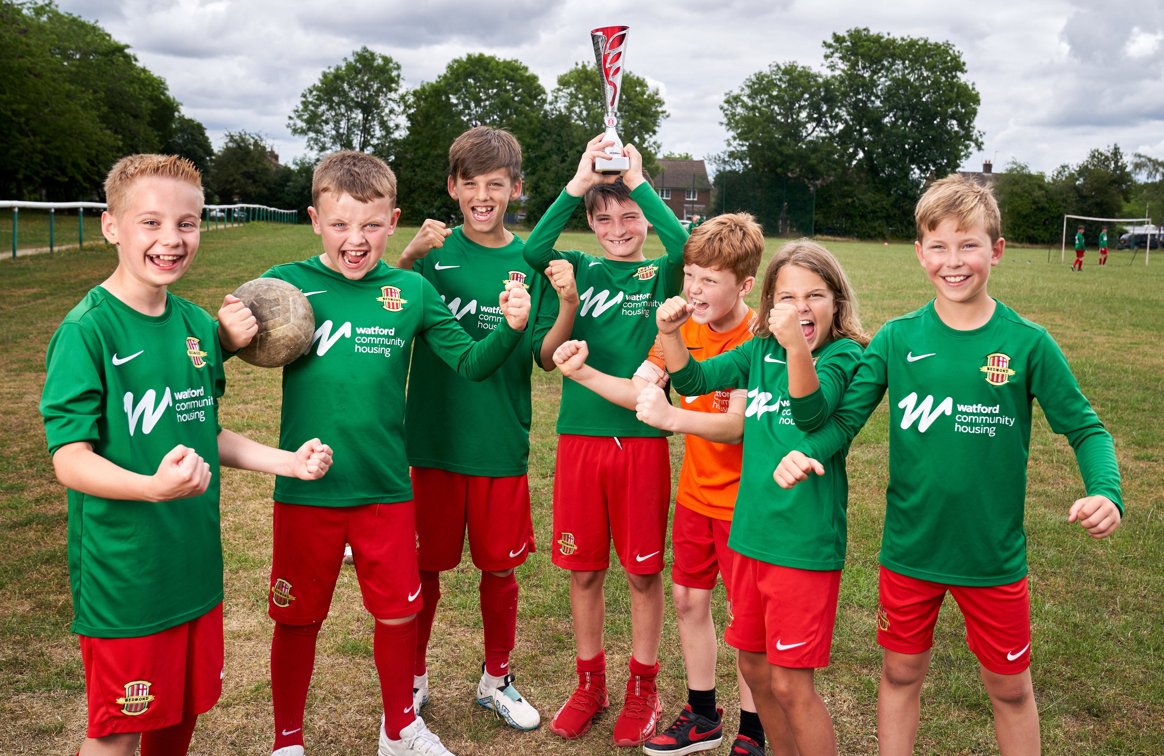 We sponsored Bedmond Youth Football Club!